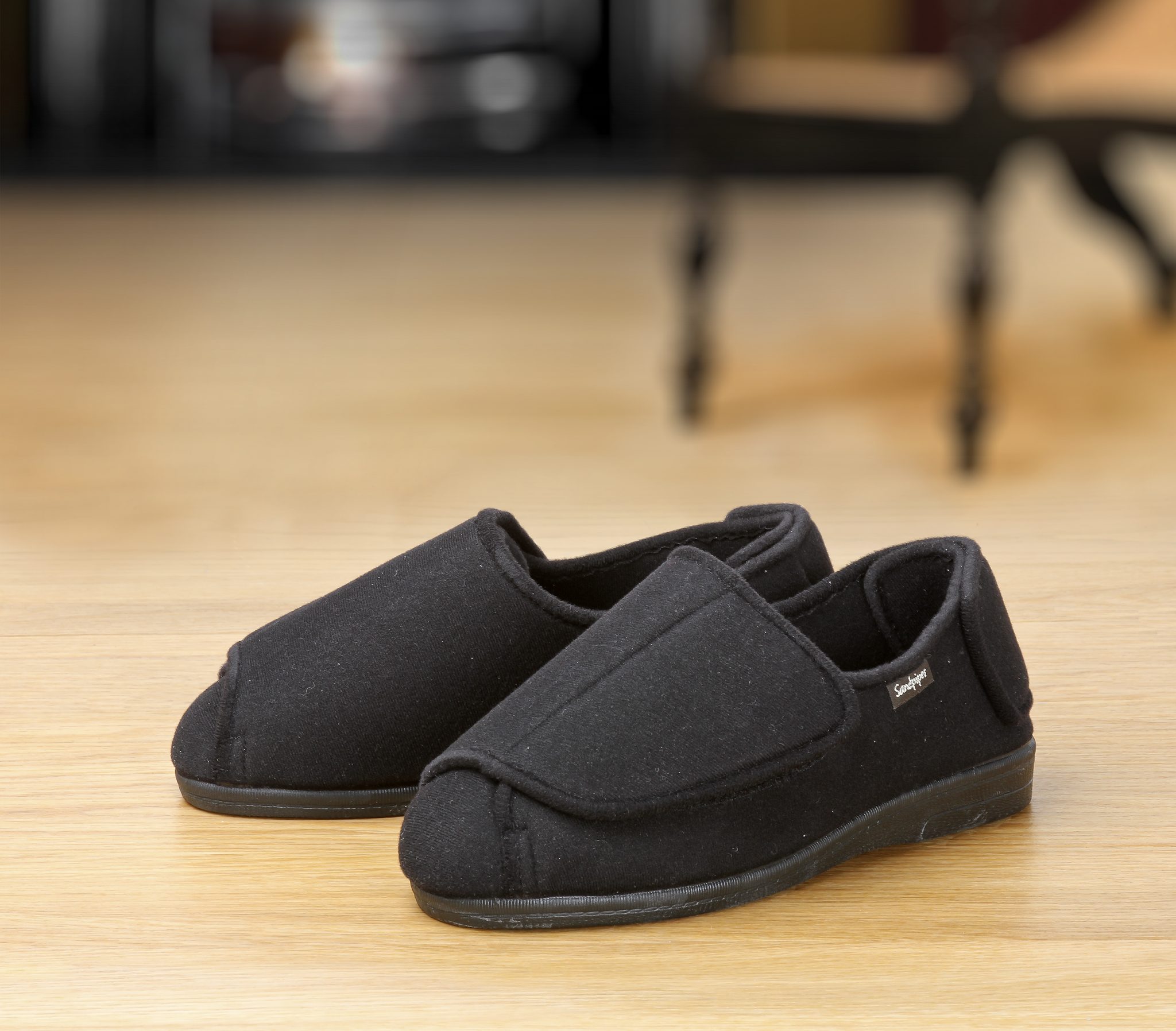 Walter Roomy Slipper and men's wider slippers